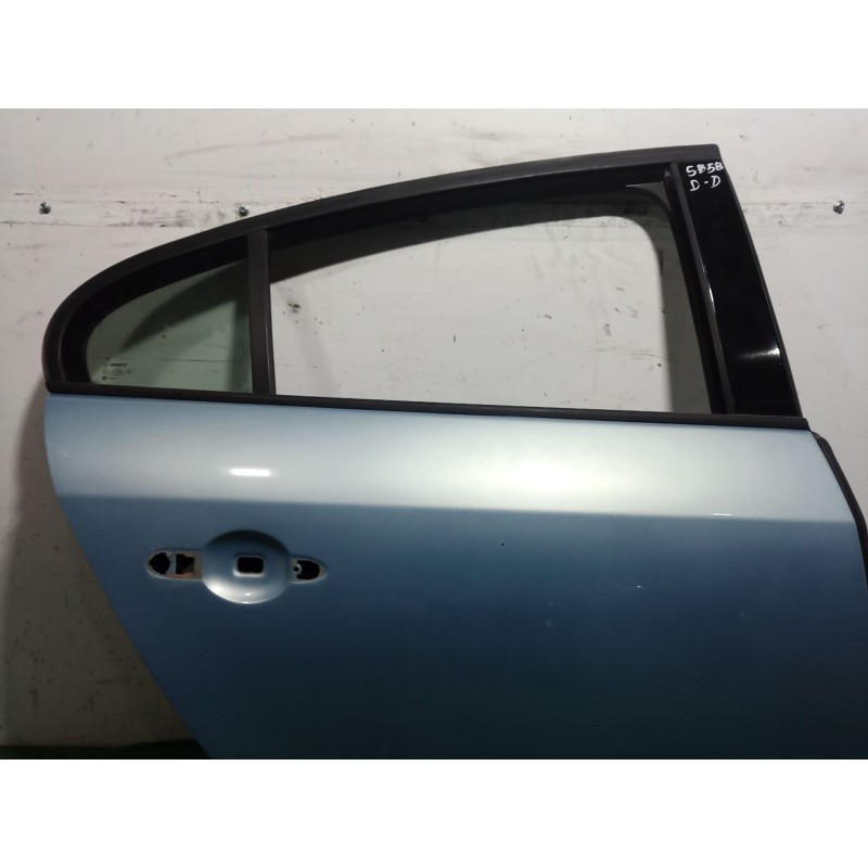 Recambio de puerta trasera derecha para renault fluence (l3_) z.e. referencia OEM IAM   
