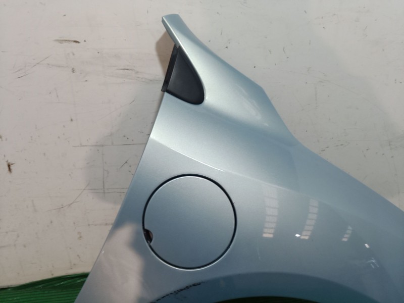 Recambio de aleta delantera derecha para renault fluence (l3_) z.e. referencia OEM IAM   