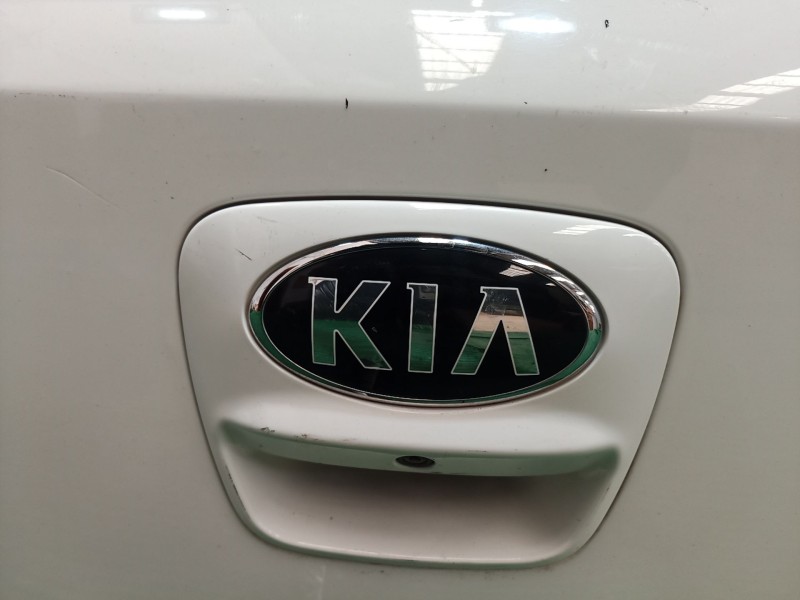Recambio de porton trasero para kia rio iii (ub) 1.2 cvvt referencia OEM IAM   