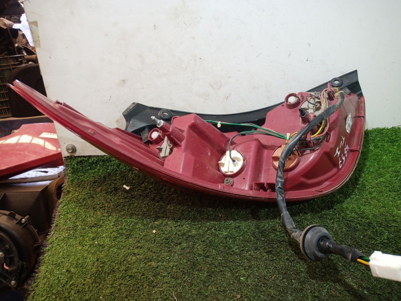 Recambio de piloto trasero izquierdo para hyundai i20 i (pb, pbt) 1.2 referencia OEM IAM 924024p5 924024p5 924024p5