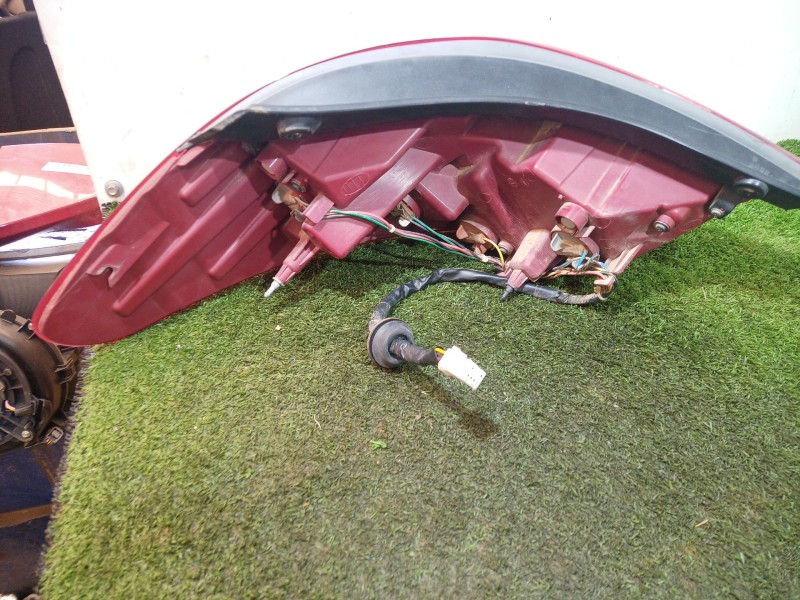 Recambio de piloto trasero izquierdo para hyundai i20 i (pb, pbt) 1.2 referencia OEM IAM 924024p5 924024p5 924024p5