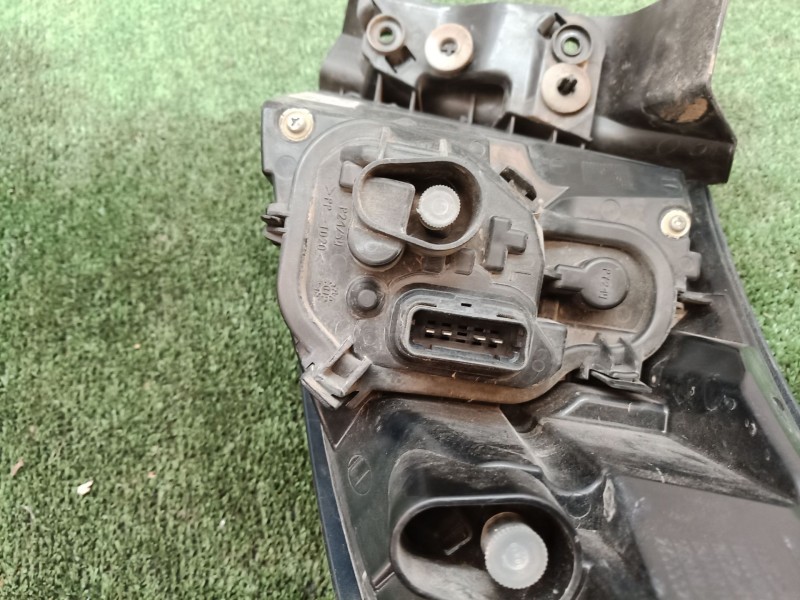 Recambio de piloto trasero izquierdo para renault fluence (l3_) z.e. referencia OEM IAM 265559201R 265559201R 265559201R