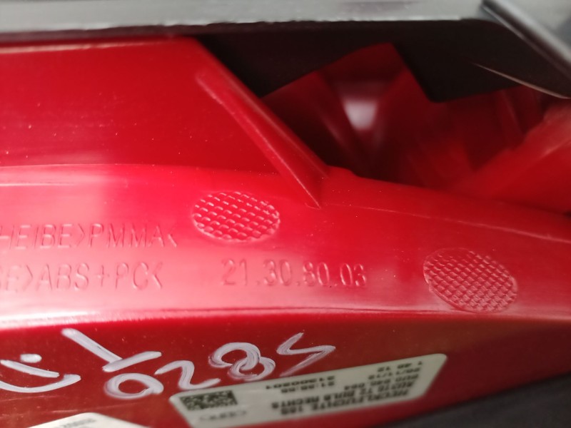 Recambio de piloto trasero derecho para audi q3 (8ub, 8ug) 2.0 tdi referencia OEM IAM 8U0945094 8U0945094 8U0945094