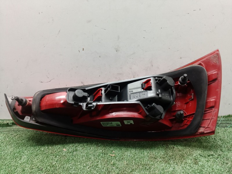 Recambio de piloto trasero izquierdo para audi q3 (8ub, 8ug) 2.0 tdi referencia OEM IAM   