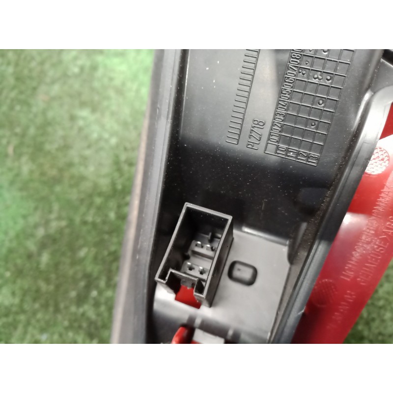 Recambio de piloto trasero izquierdo para audi q3 (8ub, 8ug) 2.0 tdi referencia OEM IAM   