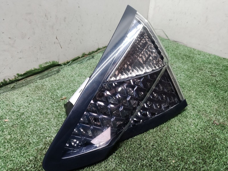 Recambio de piloto trasero derecho interior para renault fluence (l3_) z.e. referencia OEM IAM   