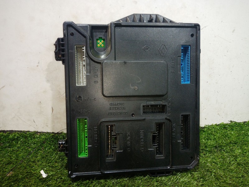 Recambio de modulo electronico para renault fluence (l3_) z.e. referencia OEM IAM   