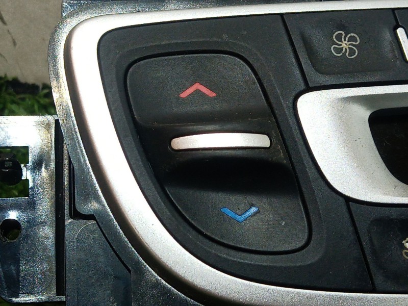 Recambio de mando calefaccion / aire acondicionado para renault fluence (l3_) z.e. referencia OEM IAM   