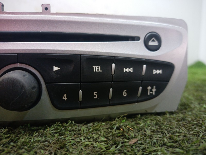 Recambio de sistema audio / radio cd para renault fluence (l3_) z.e. referencia OEM IAM   