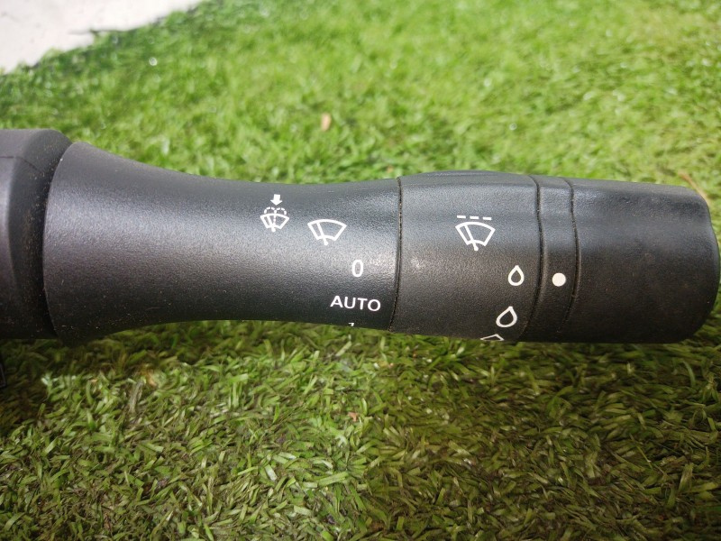 Recambio de mando multifuncion para renault fluence (l3_) z.e. referencia OEM IAM   