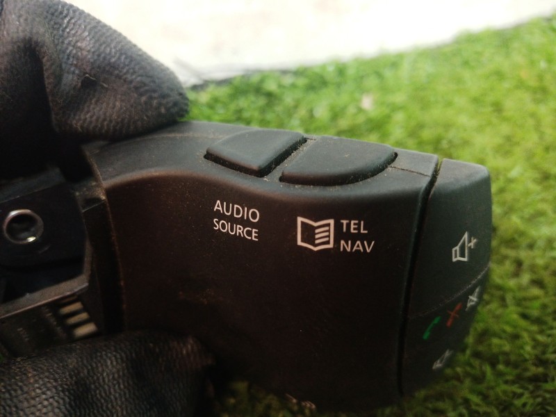 Recambio de mando multifuncion para renault fluence (l3_) z.e. referencia OEM IAM EN25550JY01B EN25550JY01B EN25550JY01B