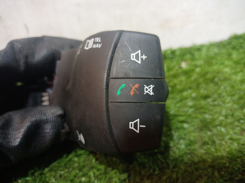 Recambio de mando multifuncion para renault fluence (l3_) z.e. referencia OEM IAM EN25550JY01B EN25550JY01B EN25550JY01B