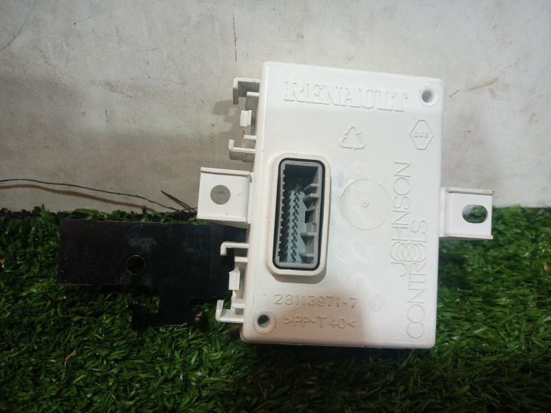 Recambio de modulo electronico para renault fluence (l3_) z.e. referencia OEM IAM   