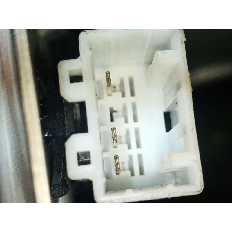 Recambio de motor limpia trasero para kia rio iii (ub) 1.2 cvvt referencia OEM IAM   