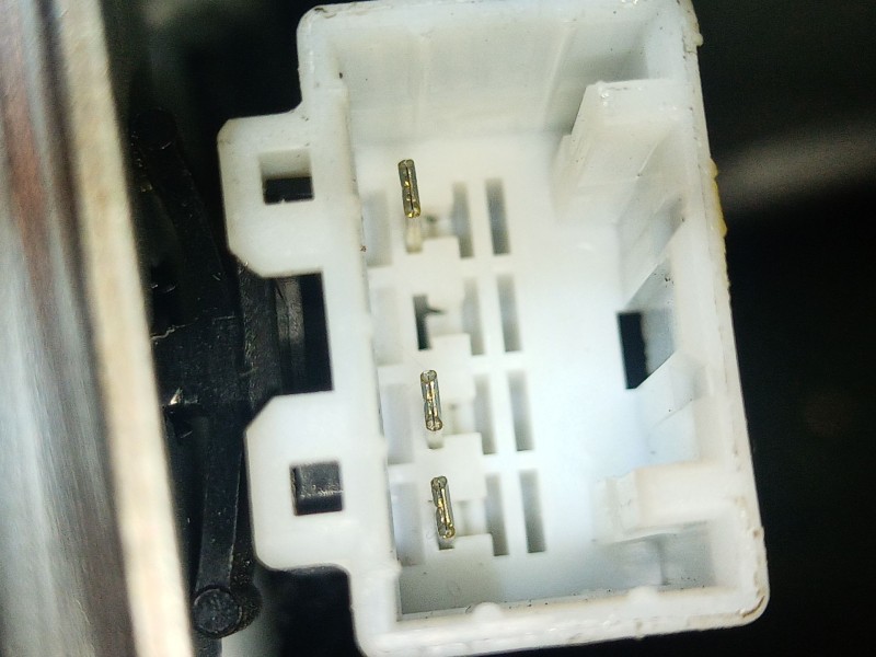 Recambio de motor limpia trasero para kia rio iii (ub) 1.2 cvvt referencia OEM IAM   