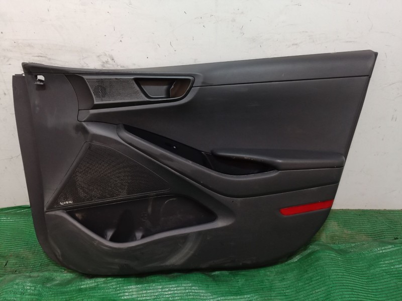 Recambio de guarnecido puerta delantera derecha para hyundai ioniq (ae) 1.6 gdi hybrid referencia OEM IAM 82380G2000 82380G2000 