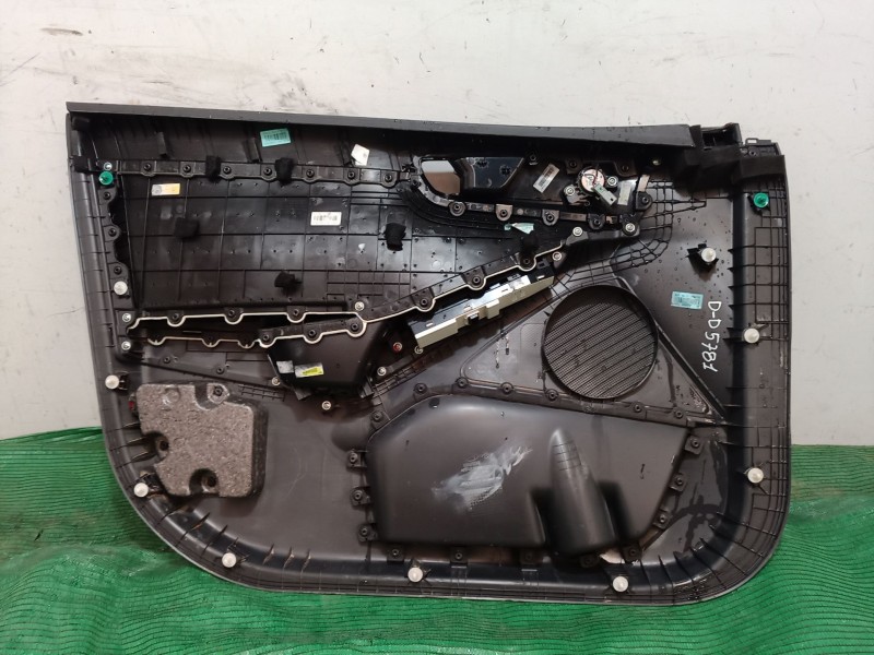 Recambio de guarnecido puerta delantera derecha para hyundai ioniq (ae) 1.6 gdi hybrid referencia OEM IAM 82380G2000 82380G2000 