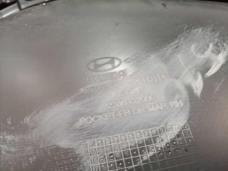 Recambio de guarnecido puerta delantera derecha para hyundai ioniq (ae) 1.6 gdi hybrid referencia OEM IAM 82380G2000 82380G2000 