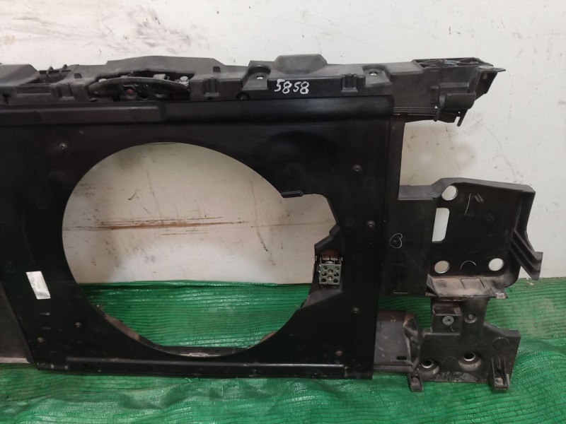 Recambio de panel frontal para renault fluence (l3_) z.e. referencia OEM IAM 752107160R 752107160 R 752107160 R