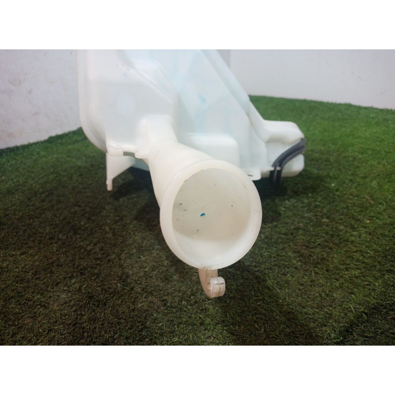 Recambio de deposito limpia para hyundai i30 (gd) 1.4 referencia OEM IAM SINREF SIN REF SIN REF