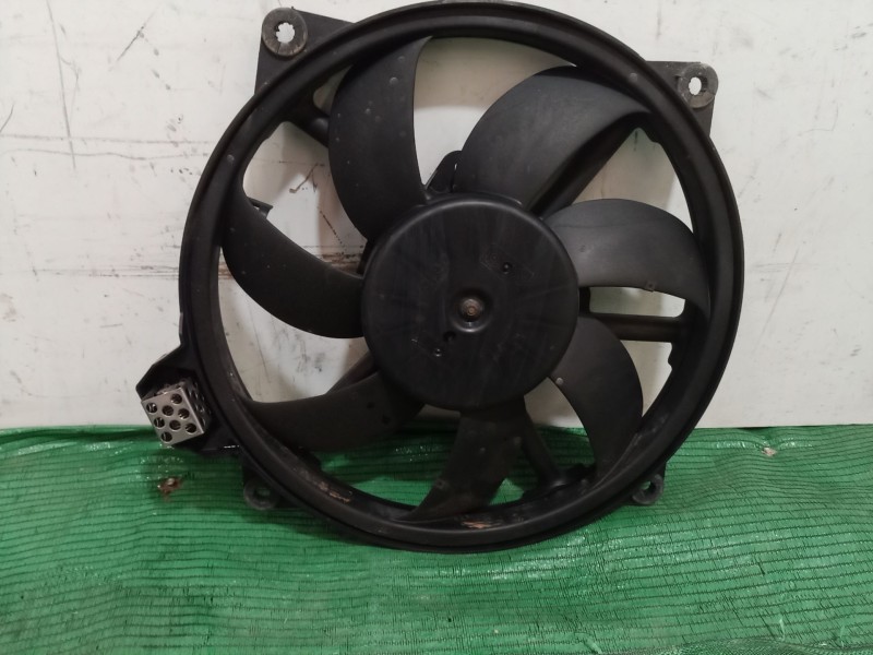 Recambio de electroventilador para renault fluence (l3_) z.e. referencia OEM IAM 214813479R 214813479R 214813479R