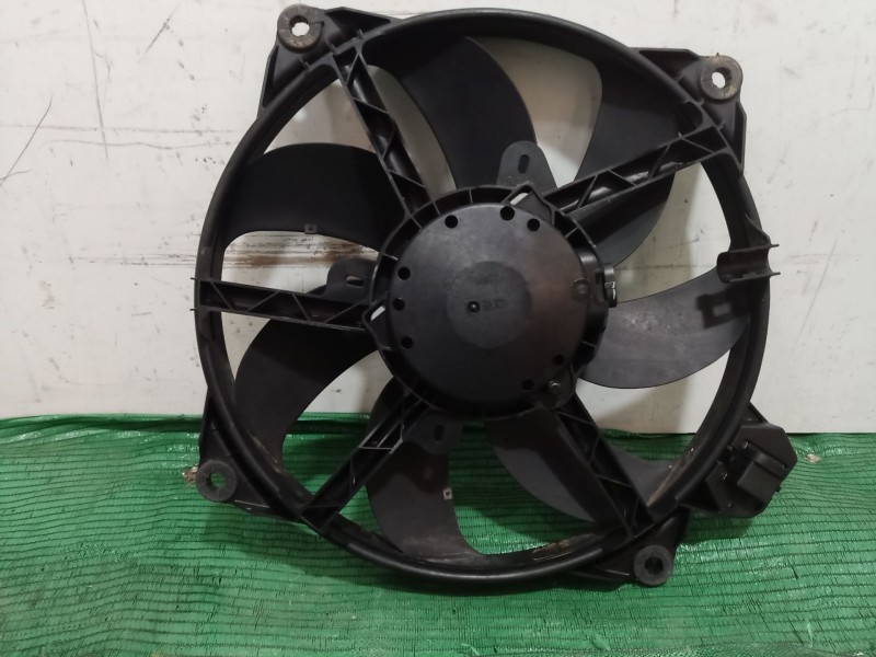 Recambio de electroventilador para renault fluence (l3_) z.e. referencia OEM IAM 214813479R 214813479R 214813479R