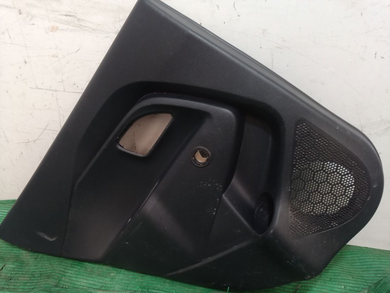 Recambio de guarnecido puerta trasera izquierda para kia rio iii (ub) 1.2 cvvt referencia OEM IAM 833301W0 833301W0 833301W0