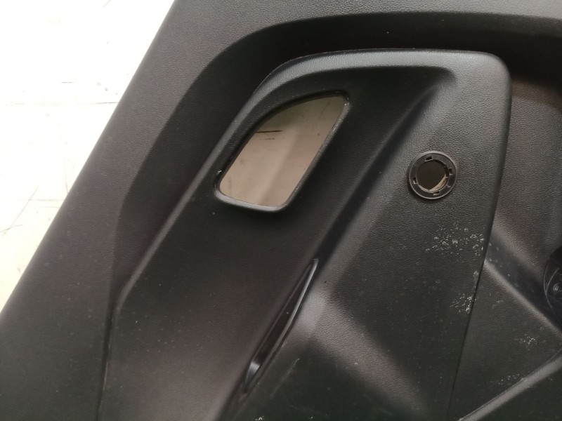 Recambio de guarnecido puerta trasera izquierda para kia rio iii (ub) 1.2 cvvt referencia OEM IAM 833301W0 833301W0 833301W0