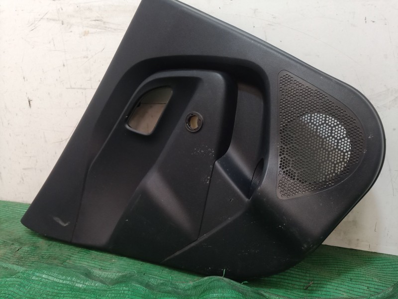 Recambio de guarnecido puerta trasera izquierda para kia rio iii (ub) 1.2 cvvt referencia OEM IAM 833301W0 833301W0 833301W0