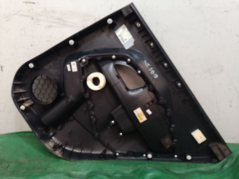 Recambio de guarnecido puerta trasera izquierda para kia rio iii (ub) 1.2 cvvt referencia OEM IAM 833301W0 833301W0 833301W0