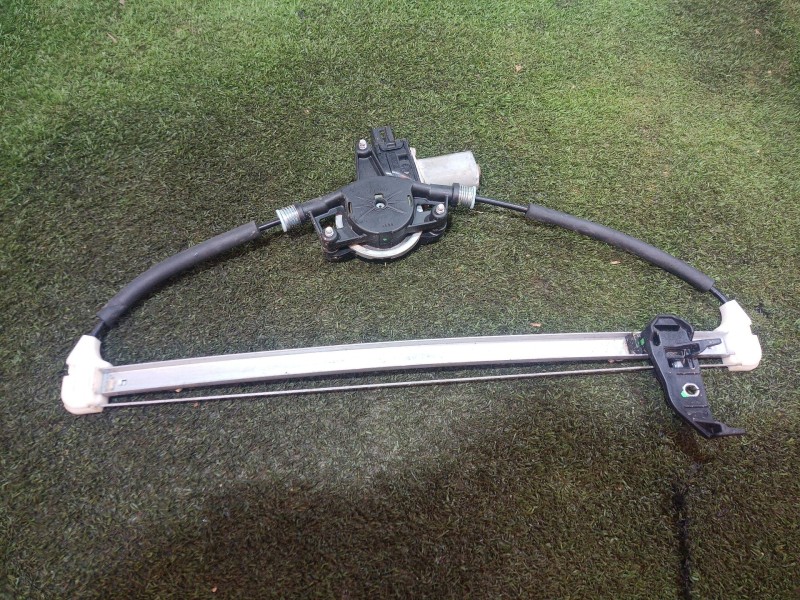 Recambio de elevalunas trasero izquierdo para mazda 3 (bm, bn) 2.0 referencia OEM IAM   