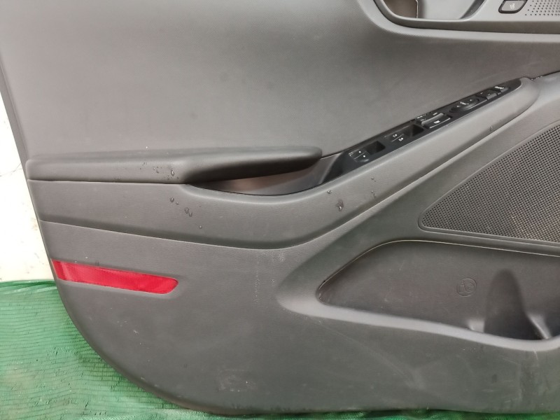 Recambio de guarnecido puerta delantera izquierda para hyundai ioniq (ae) 1.6 gdi hybrid referencia OEM IAM   