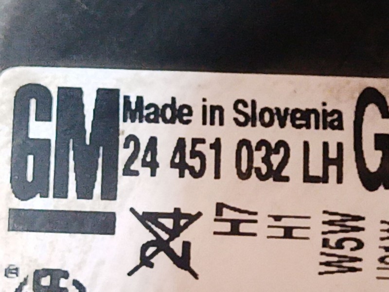 Recambio de faro izquierdo para opel astra h (a04) 1.4 (l48) referencia OEM IAM   