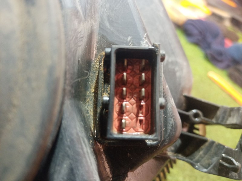 Recambio de faro izquierdo para opel astra h (a04) 1.4 (l48) referencia OEM IAM   