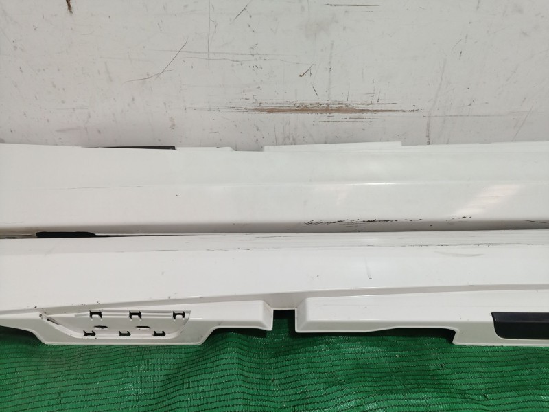 Recambio de faldon lateral para bmw 1 (e87) 118 d referencia OEM IAM   