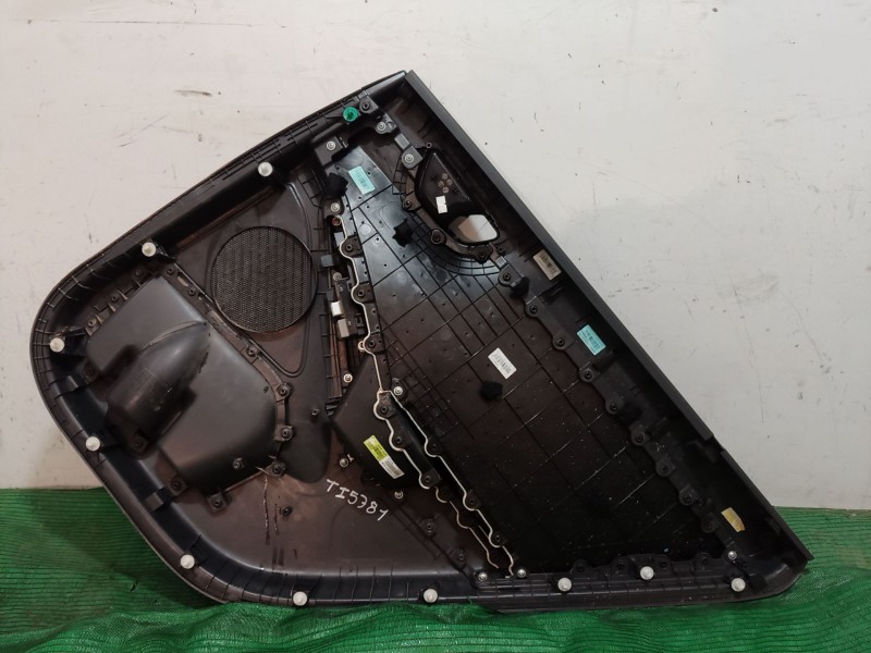 Recambio de guarnecido puerta trasera izquierda para hyundai ioniq (ae) 1.6 gdi hybrid referencia OEM IAM   