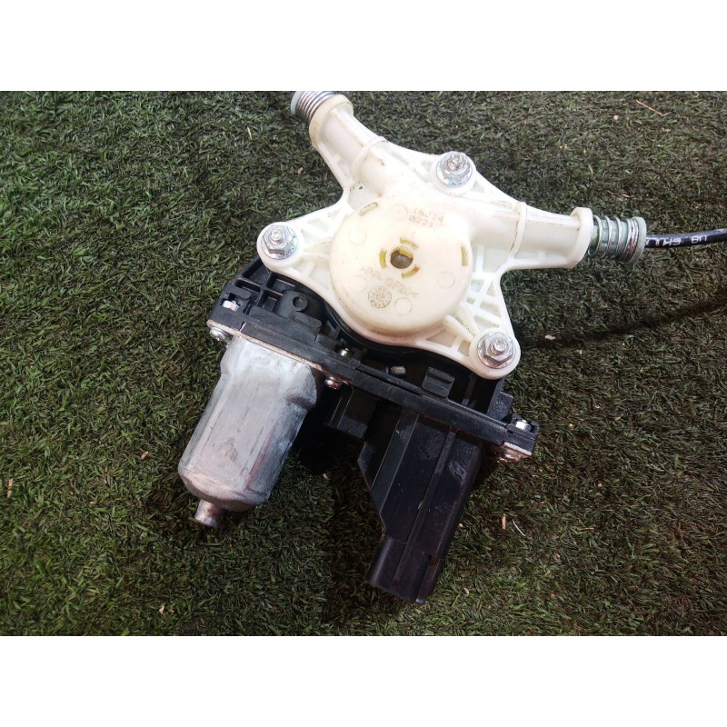 Recambio de elevalunas delantero izquierdo para kia rio iii (ub) 1.2 cvvt referencia OEM IAM   