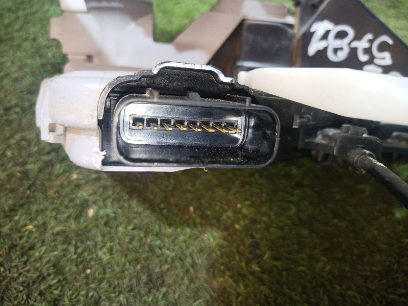 Recambio de cerradura puerta delantera izquierda para hyundai ioniq (ae) 1.6 gdi hybrid referencia OEM IAM   