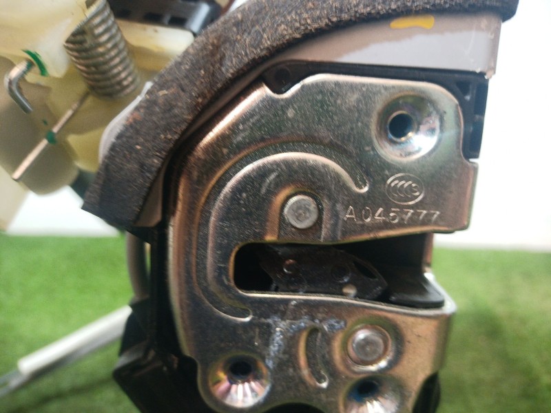 Recambio de cerradura puerta trasera izquierda para hyundai ioniq (ae) 1.6 gdi hybrid referencia OEM IAM   