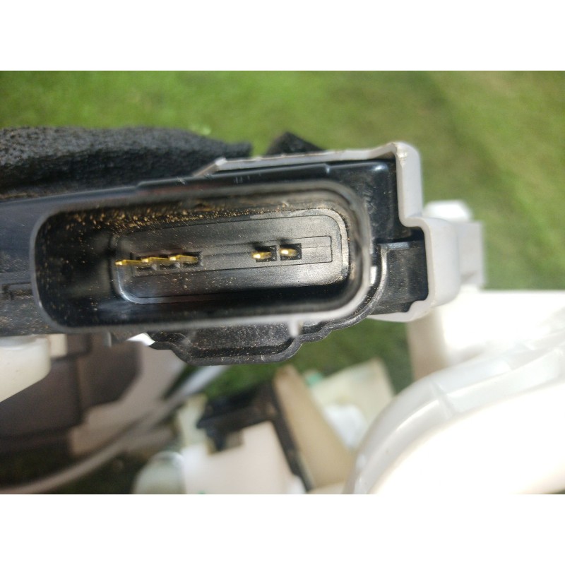 Recambio de cerradura puerta trasera izquierda para hyundai ioniq (ae) 1.6 gdi hybrid referencia OEM IAM   