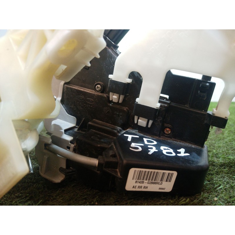 Recambio de cerradura puerta trasera derecha para hyundai ioniq (ae) 1.6 gdi hybrid referencia OEM IAM   