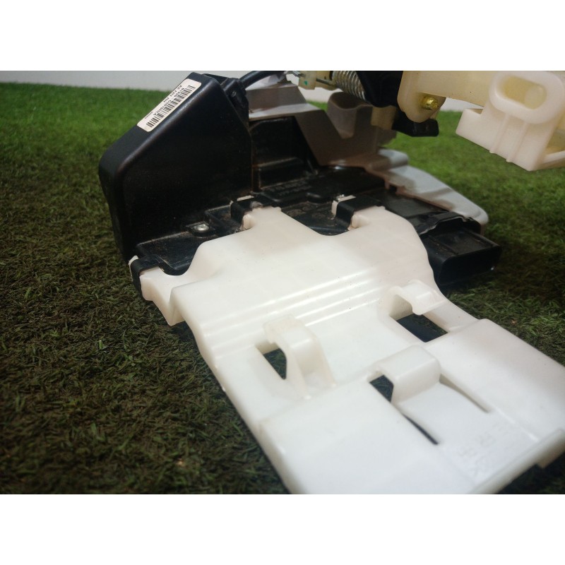 Recambio de cerradura puerta delantera derecha para hyundai ioniq (ae) 1.6 gdi hybrid referencia OEM IAM   