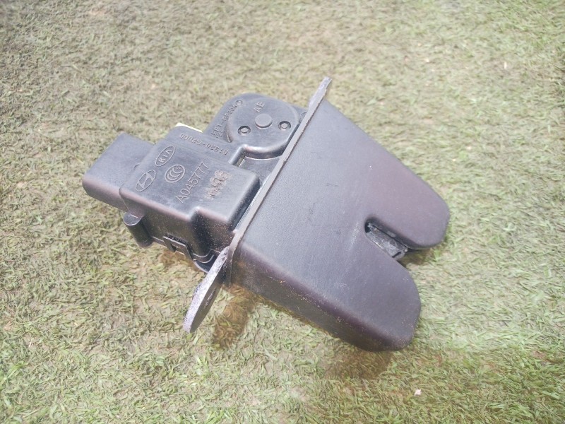 Recambio de cerradura maletero / porton para chevrolet cruze (j300) 2.0 cdi referencia OEM IAM   