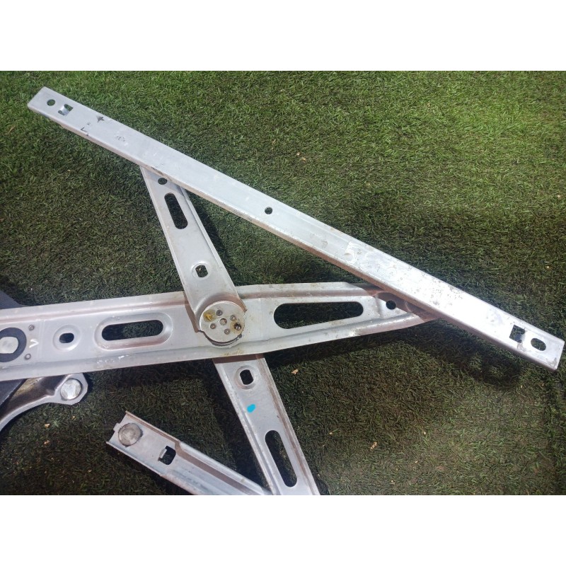 Recambio de elevalunas delantero derecho para hyundai i20 i (pb, pbt) 1.2 referencia OEM IAM   