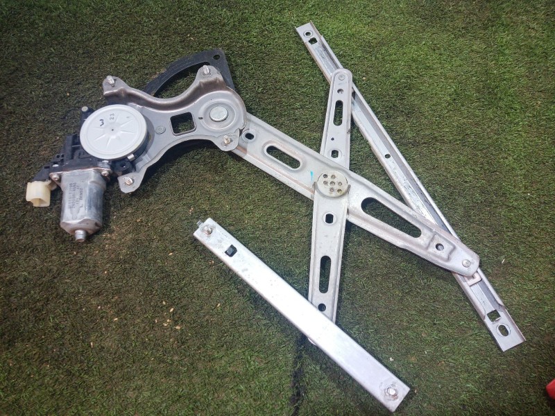 Recambio de elevalunas delantero izquierdo para hyundai i20 i (pb, pbt) 1.2 referencia OEM IAM   