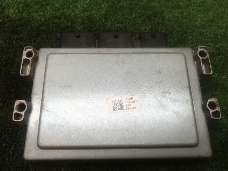 Recambio de centralita motor uce para renault fluence (l3_) z.e. referencia OEM IAM   