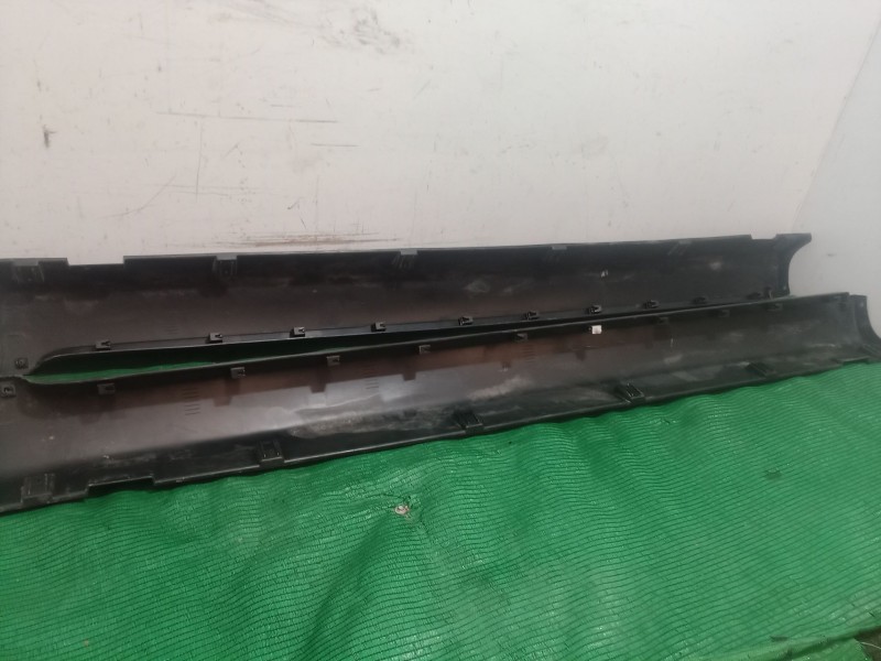 Recambio de faldon lateral para ssangyong tivoli 1.6 referencia OEM IAM   