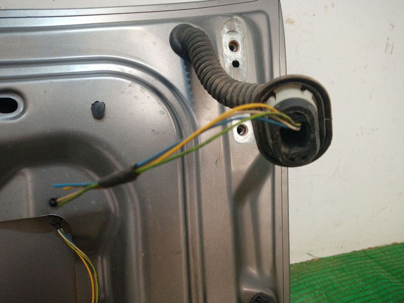 Recambio de porton trasero para peugeot 407 sport referencia OEM IAM   