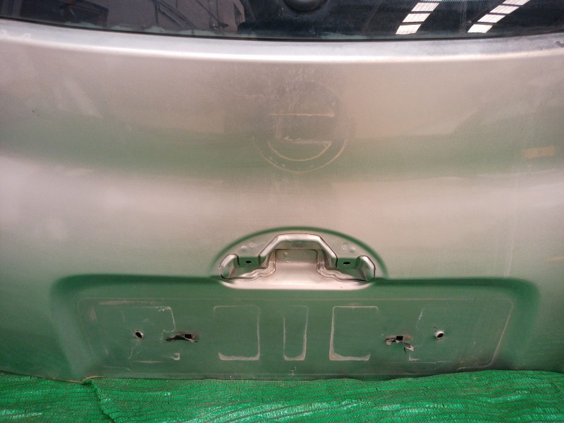 Recambio de porton trasero para nissan micra (k12e) acenta referencia OEM IAM   