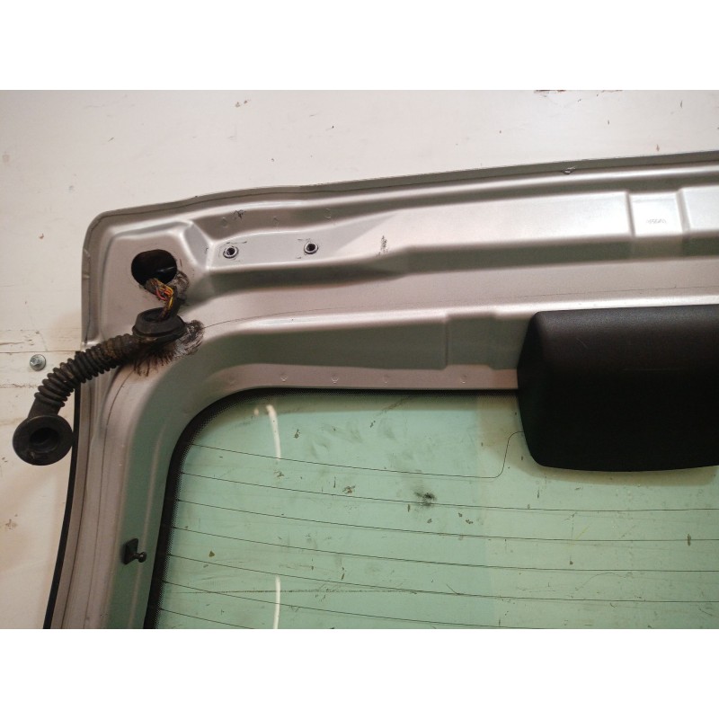 Recambio de porton trasero para nissan micra (k12e) acenta referencia OEM IAM   